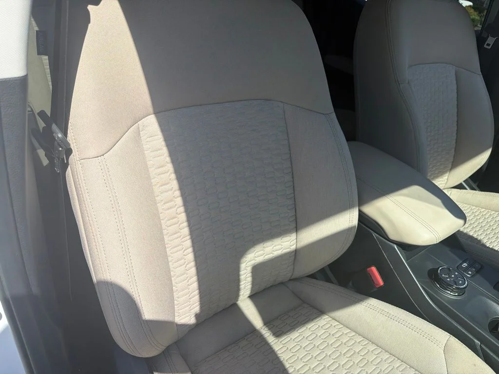 Certified Used 2024 Oxford White Ford XLT image 11