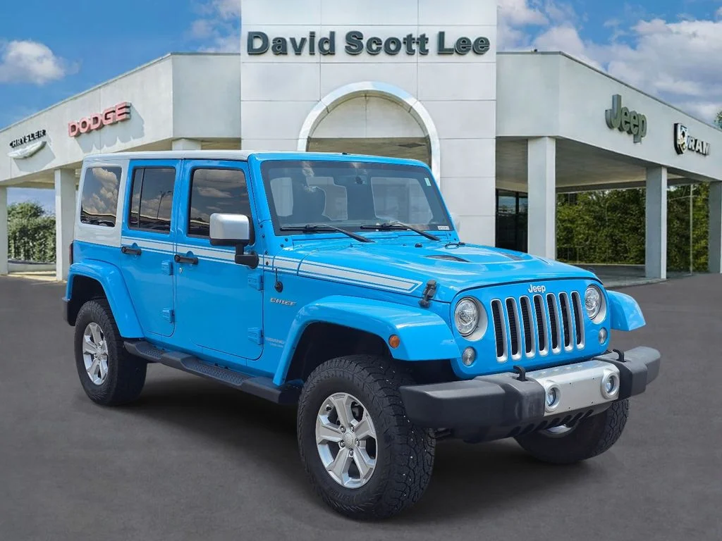 Used 2017 Blue Jeep Unlimited Sahara image 3
