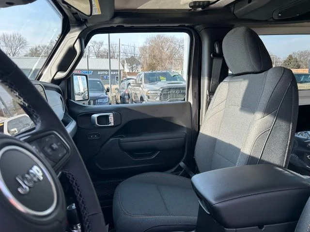 New 2026 Crystal Metallic Jeep Sport S image 18