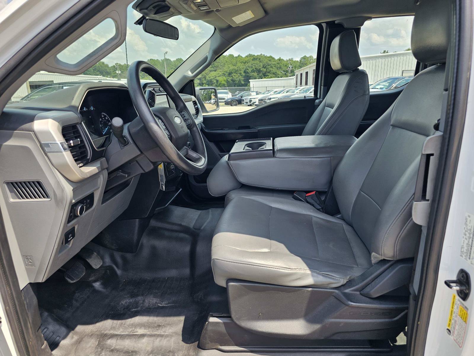 Used 2021 White Ford XL image 16