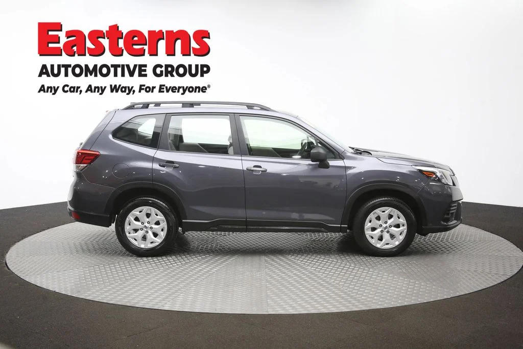Used 2023 Gray Subaru Base image 43