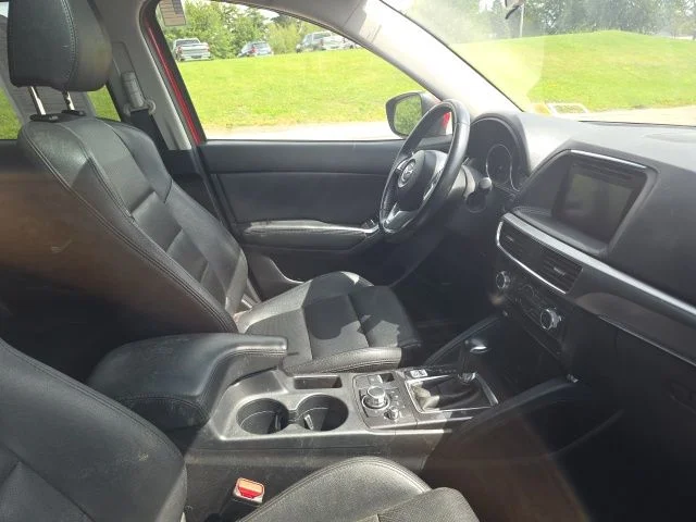 Used 2016 Red Mazda Grand Touring image 3