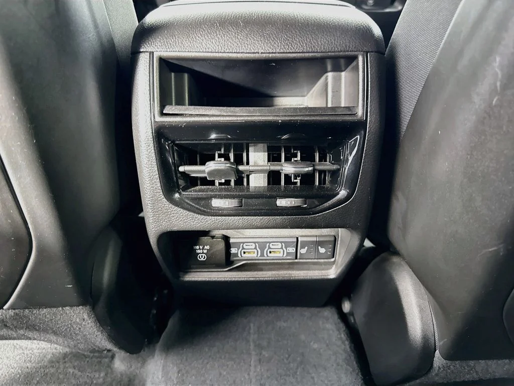 Used 2022 Black Jeep Trailhawk 4xe image 25