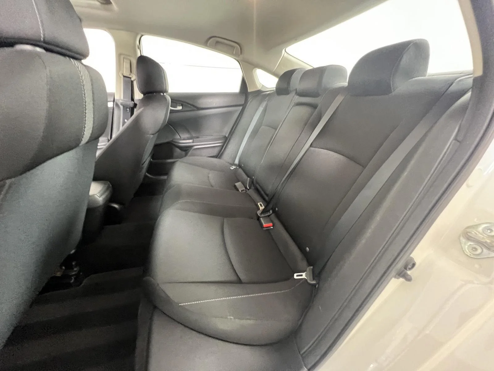 Used 2018  Honda EX image 20