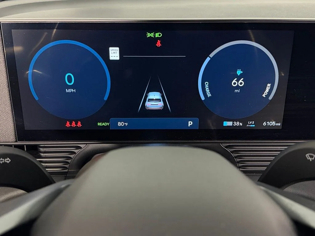 Used 2025 Gray Hyundai Base image 16
