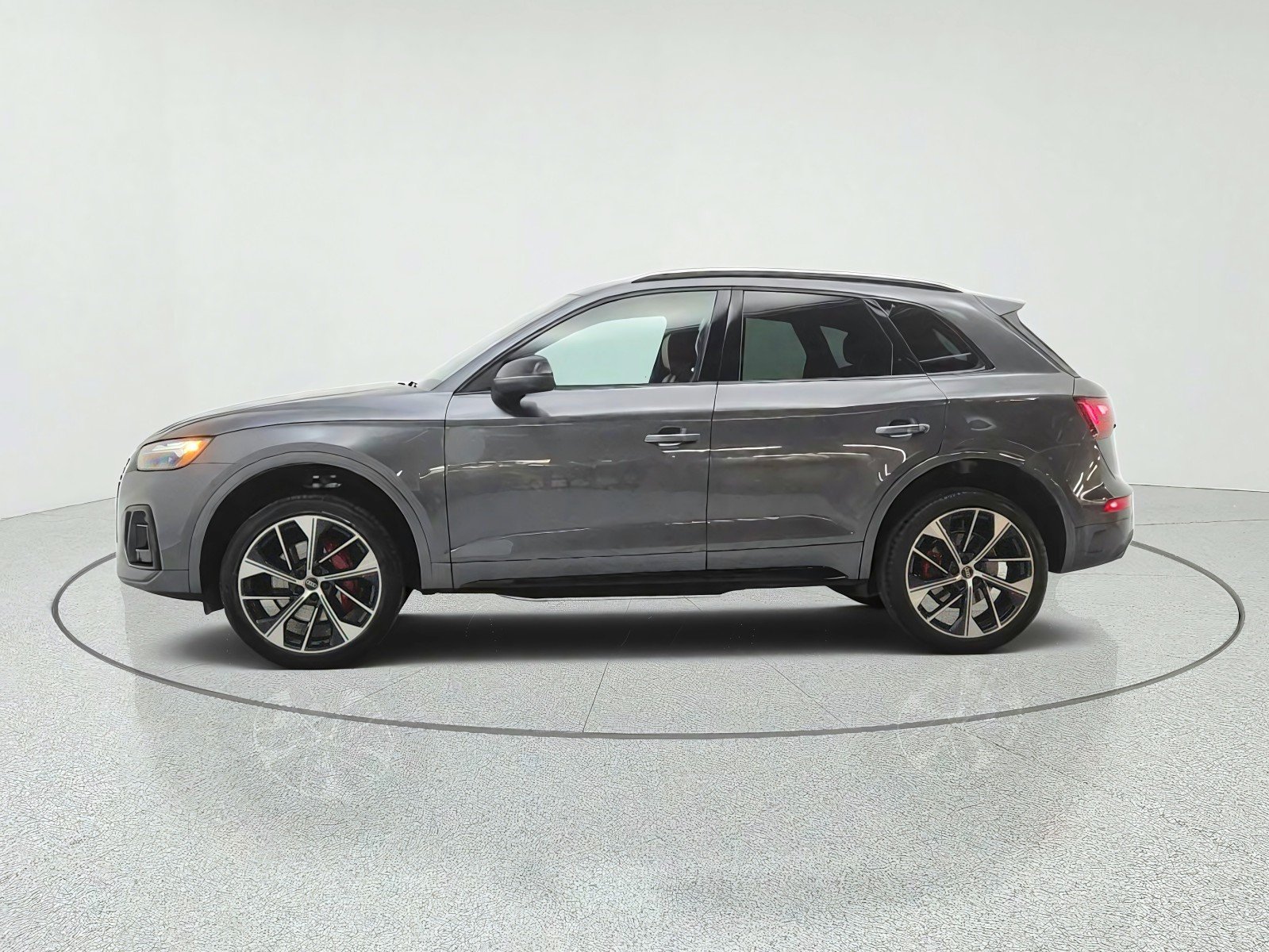 Used 2024 Daytona Gray Pearl Effect Audi Premium Plus image 8