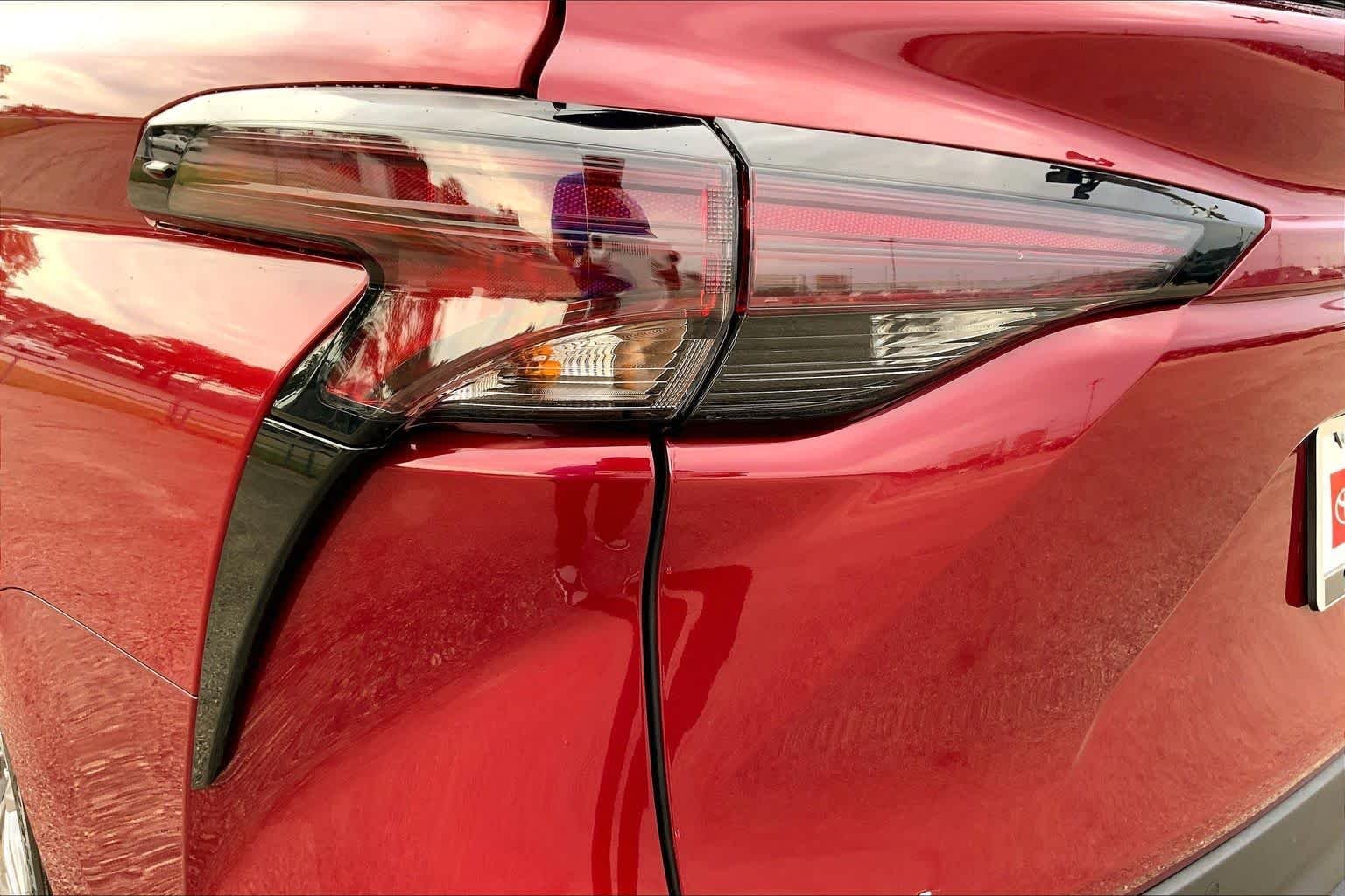 Used 2026 Ruby Flare Pearl Toyota XLE image 28