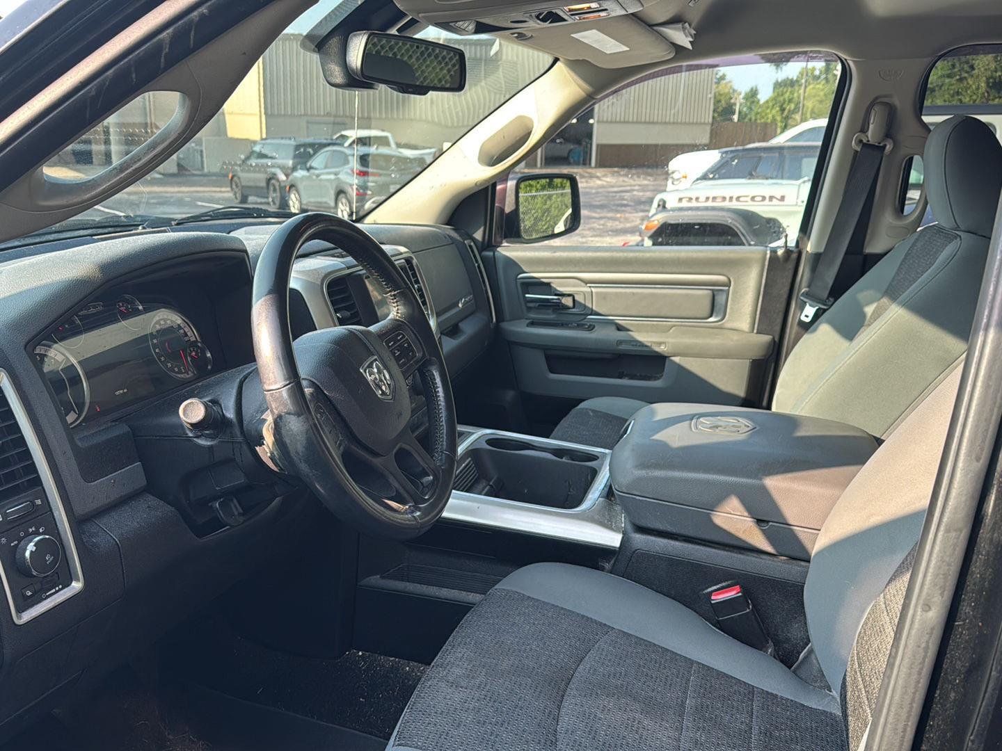 Used 2019 Diamond Black Crystal Pearlcoat Ram Big Horn image 4