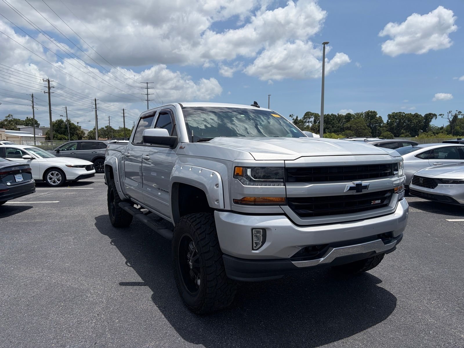 2018 Chevrolet Silverado 1500 LT 4X4 Crew Cab Short Box's photo