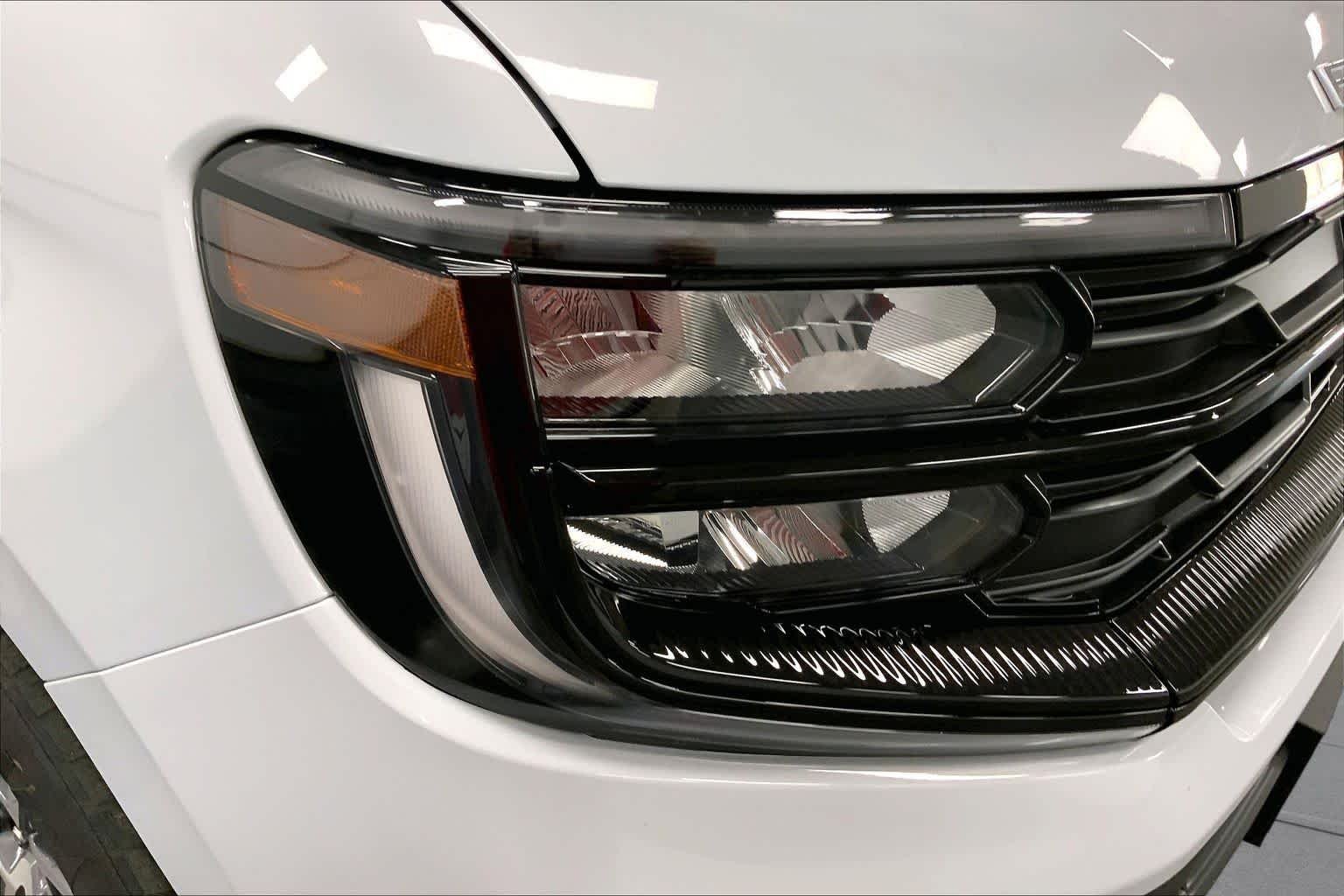New 2026 Space Silver Metallic Ford Active image 13