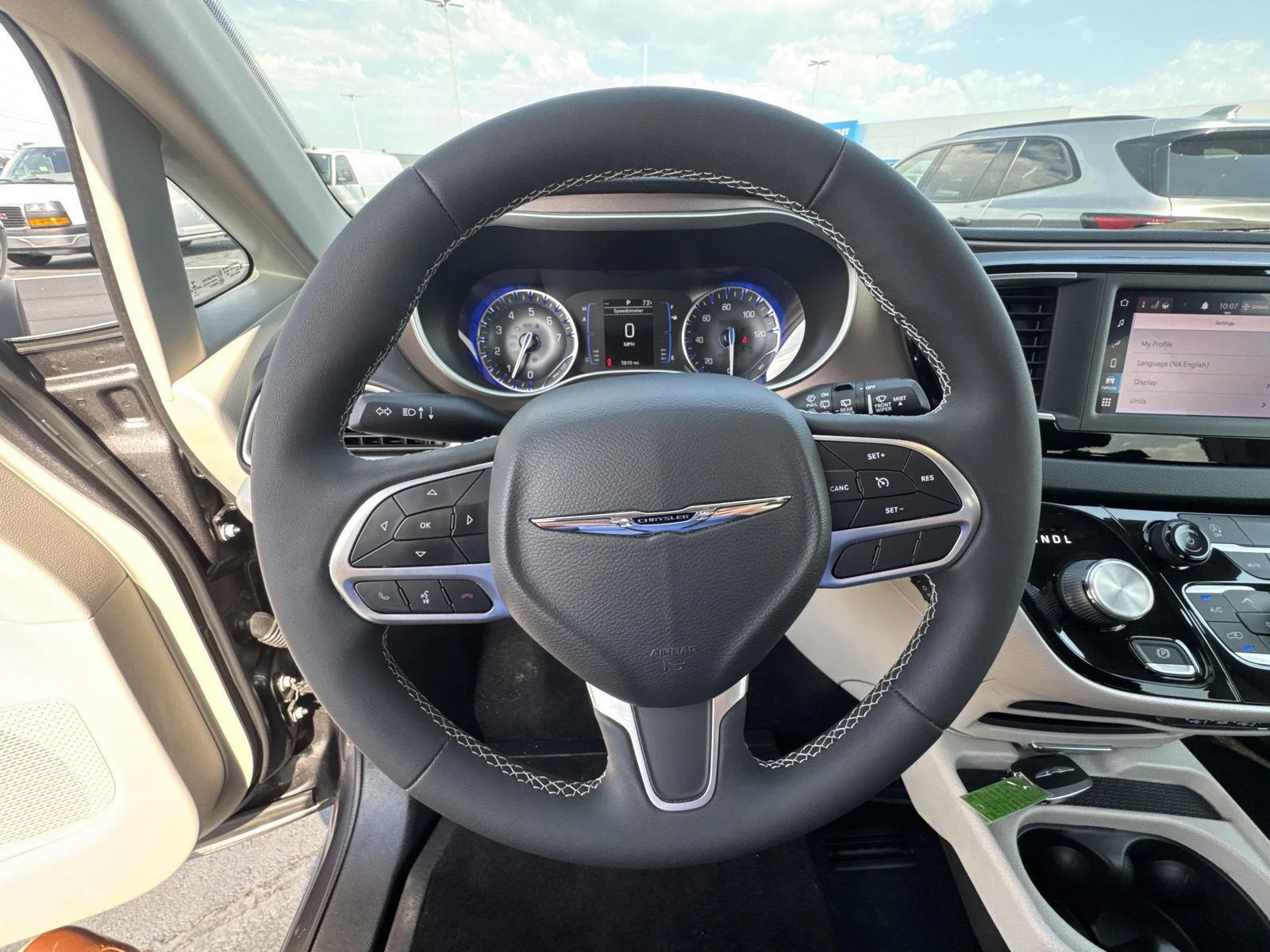 Used 2022 Granite Crystal M Chrysler LX image 22