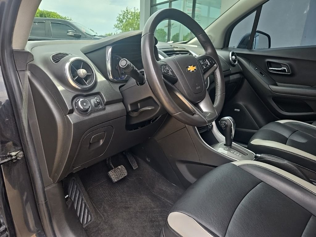 Used 2016 Black Chevrolet LTZ image 34