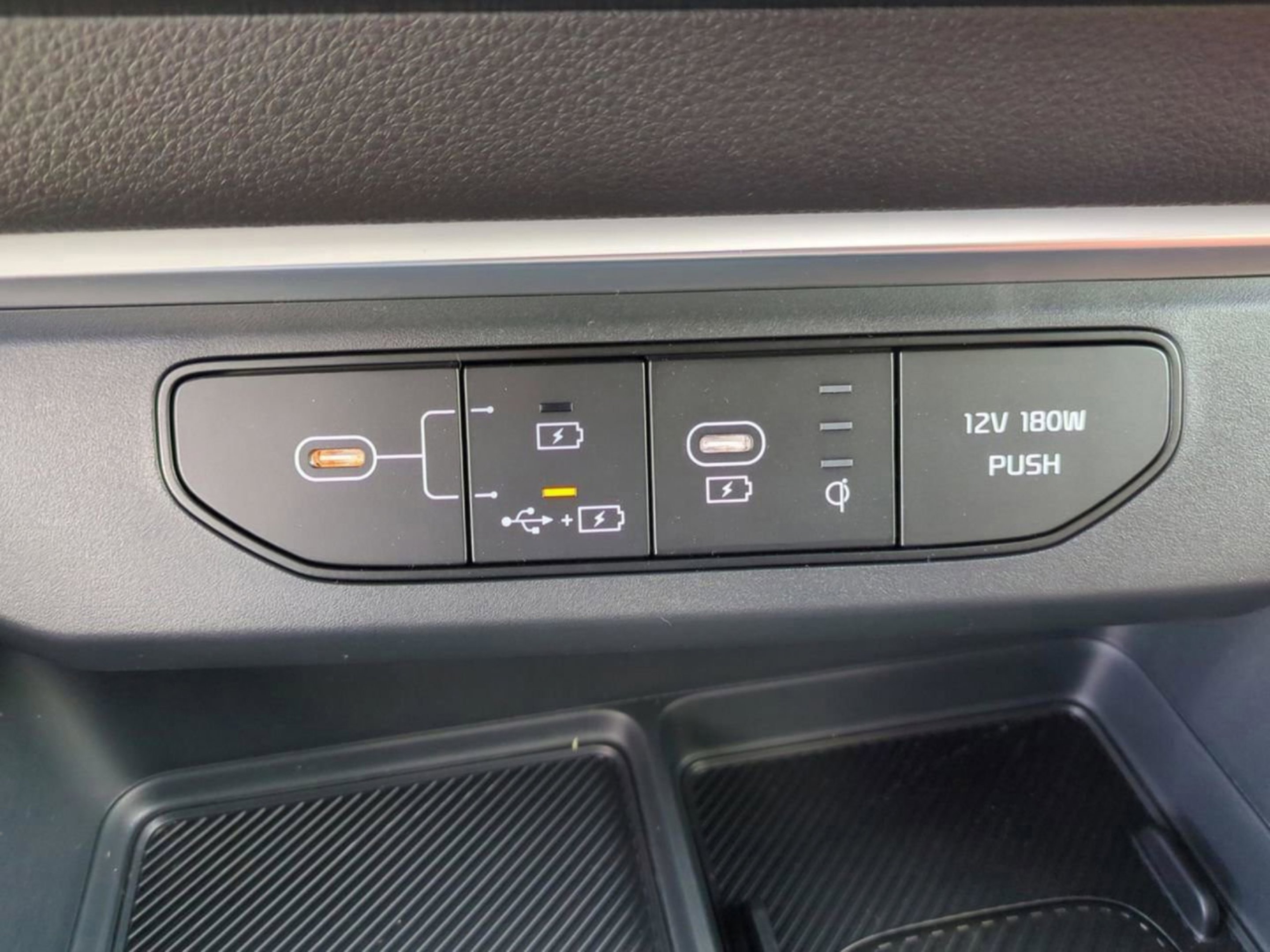 New 2026 Astra Blue Kia SX image 27