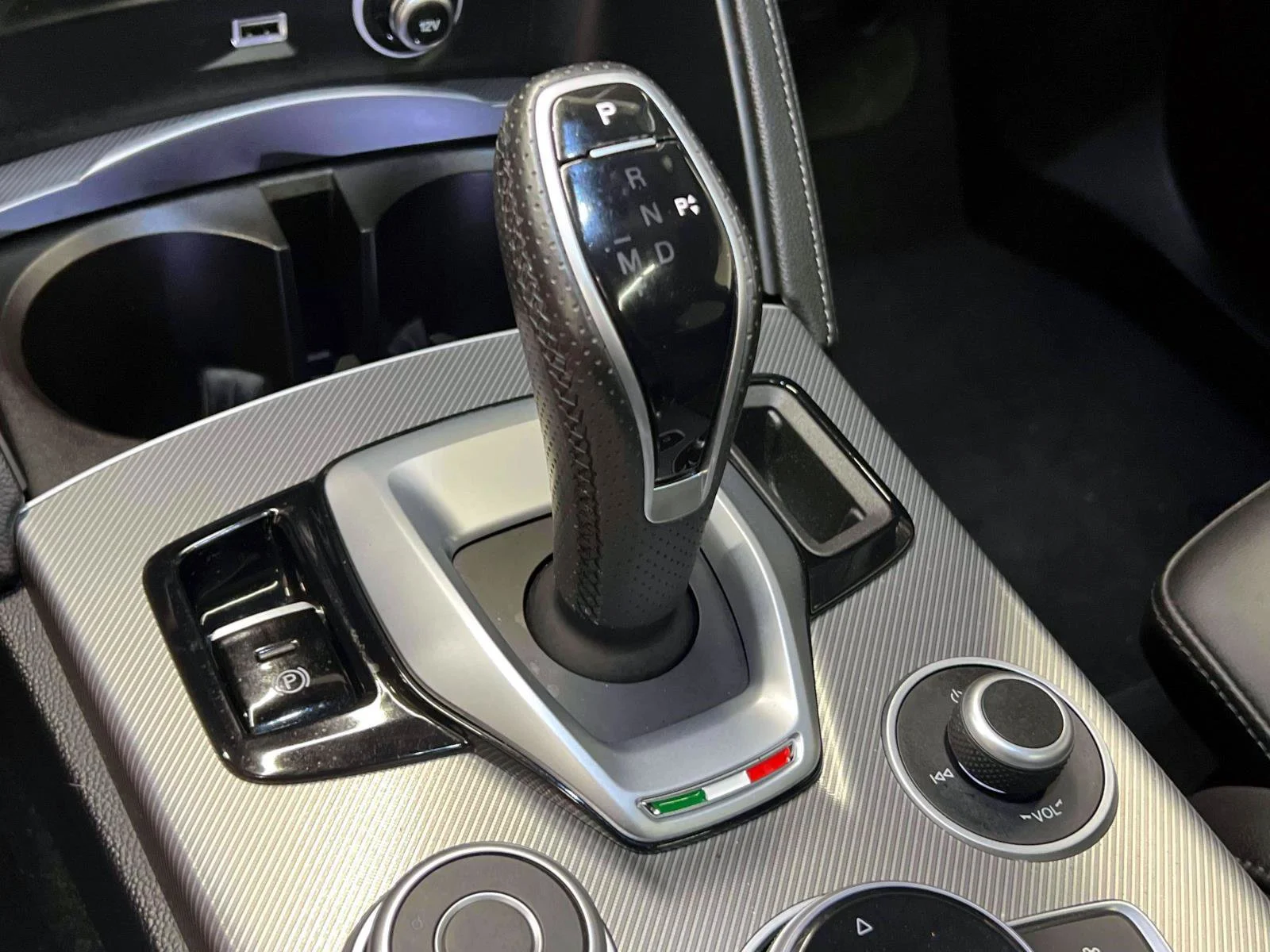 Used 2023 Vulcano Black Metallic Alfa Romeo Veloce image 28