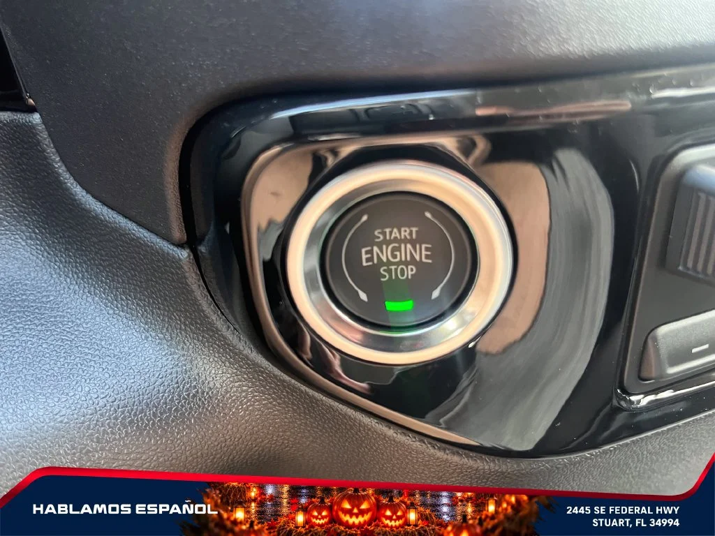 New 2026 Summit White GMC Elevation image 22