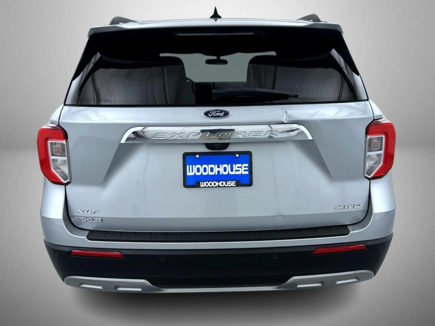 Used 2023 Silver Ford XLT image 6