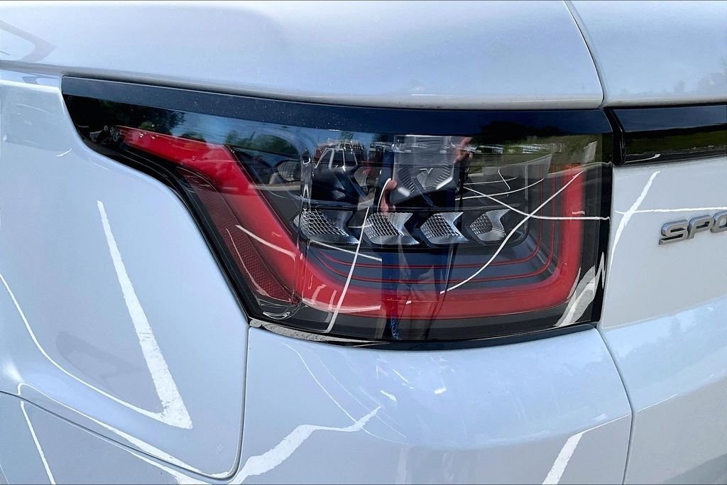 Certified Used 2022 Fuji White Land Rover SE image 33