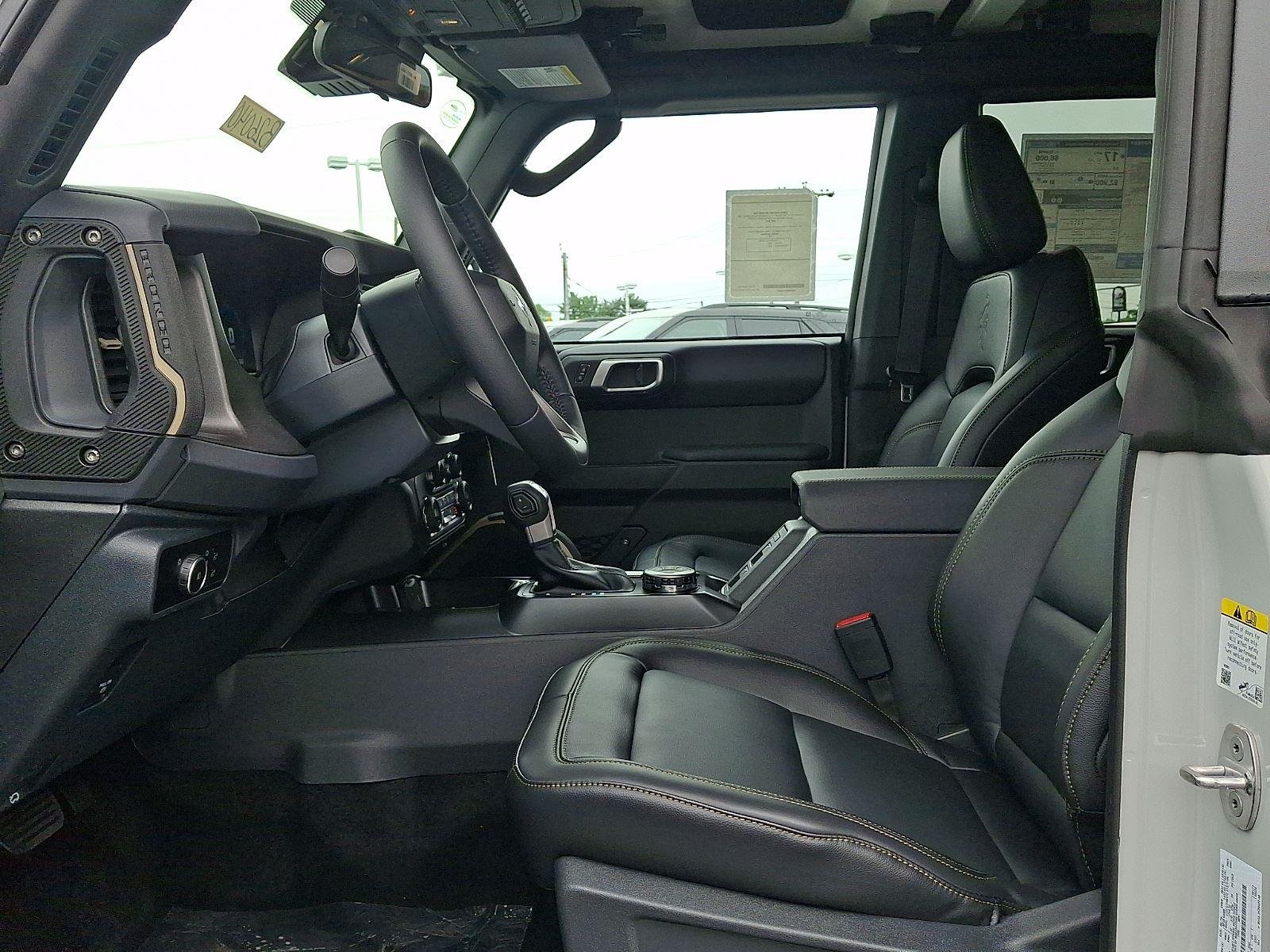 New 2026 Avalanche Gray Ford Badlands® image 6