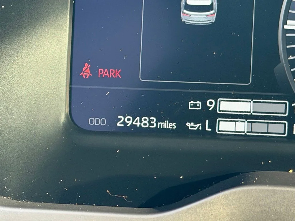 Used 2024  Toyota Platinum image 39