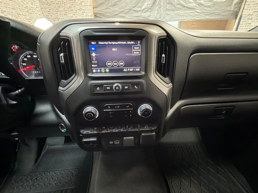 Used 2025 Black Chevrolet Custom image 17