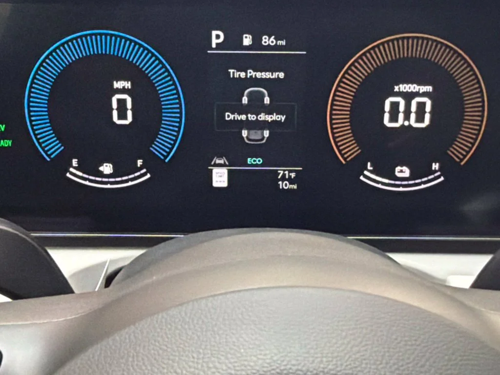 New 2026 Amazon Gray Hyundai SEL image 25