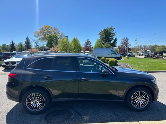 Used 2026 Gray Mercedes-Benz GLC 300 image 6