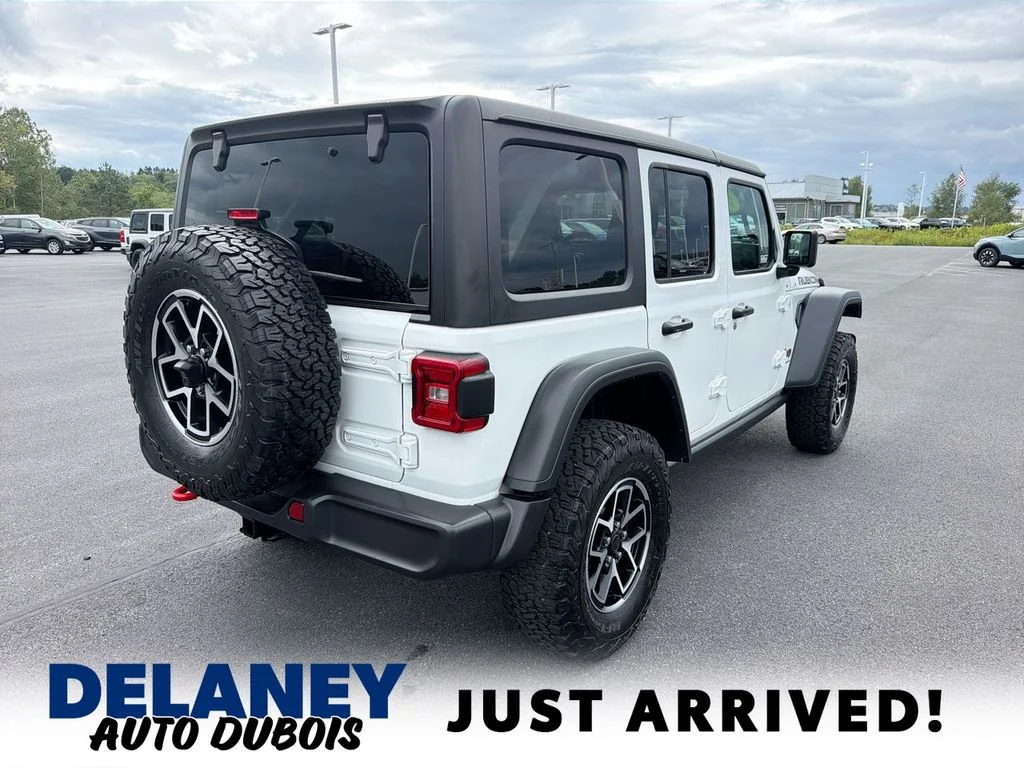 Used 2026 White Jeep Rubicon image 8
