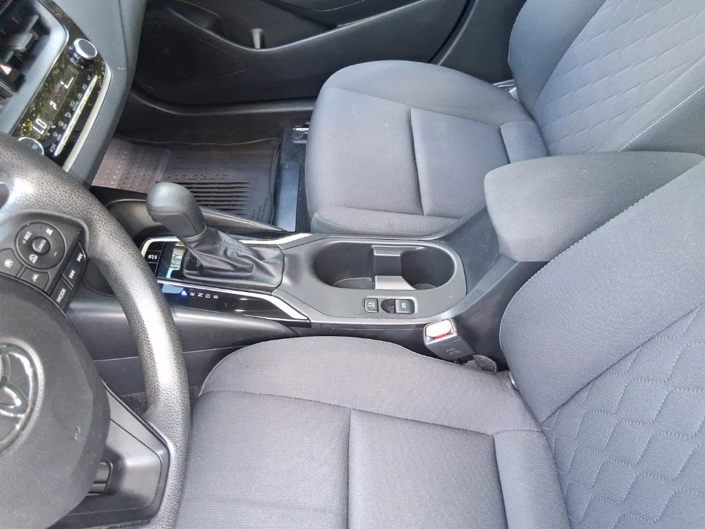 Used 2023 Silver Toyota LE image 14