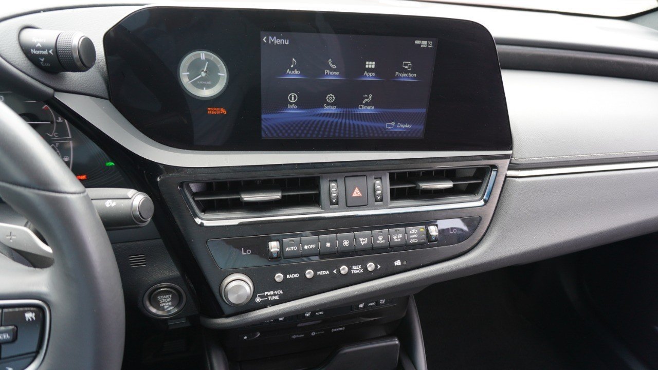 Used 2022 Red Lexus ES 350 image 15