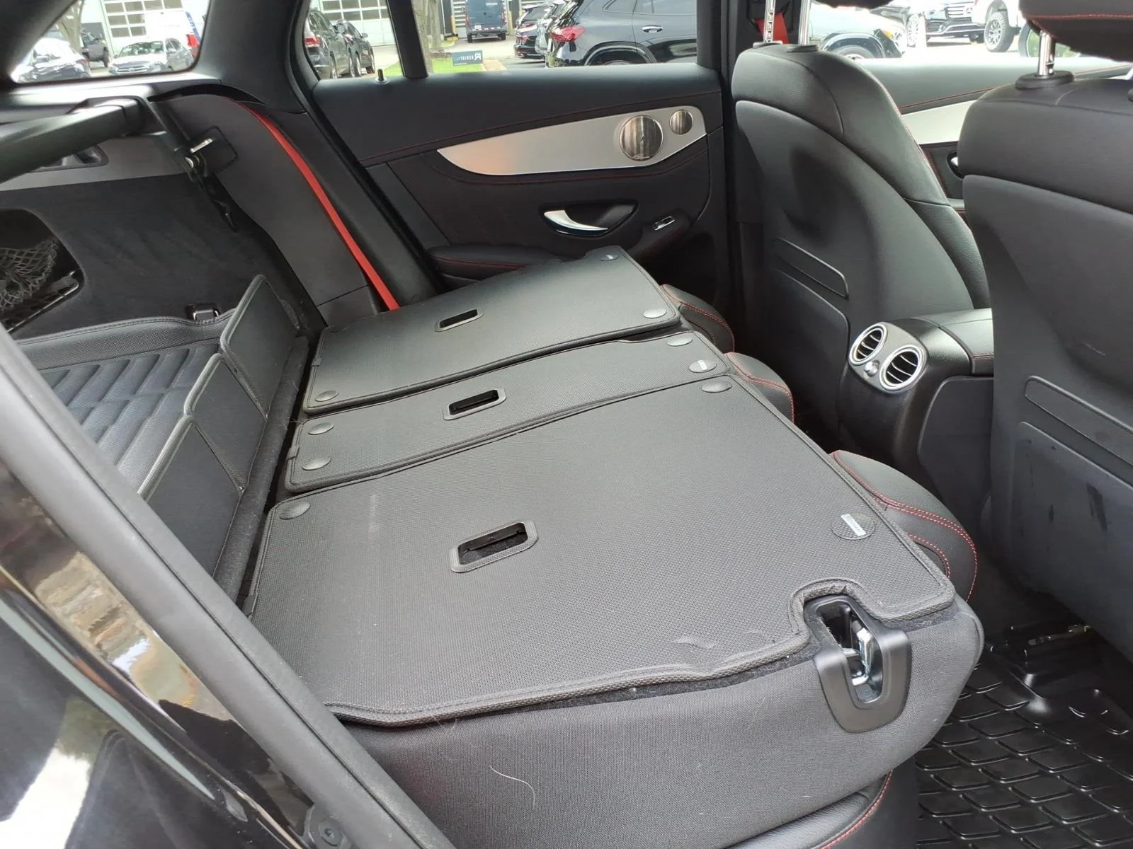 Used 2021 Obsidian Black Metallic Mercedes-Benz AMG® GLC 43 image 30