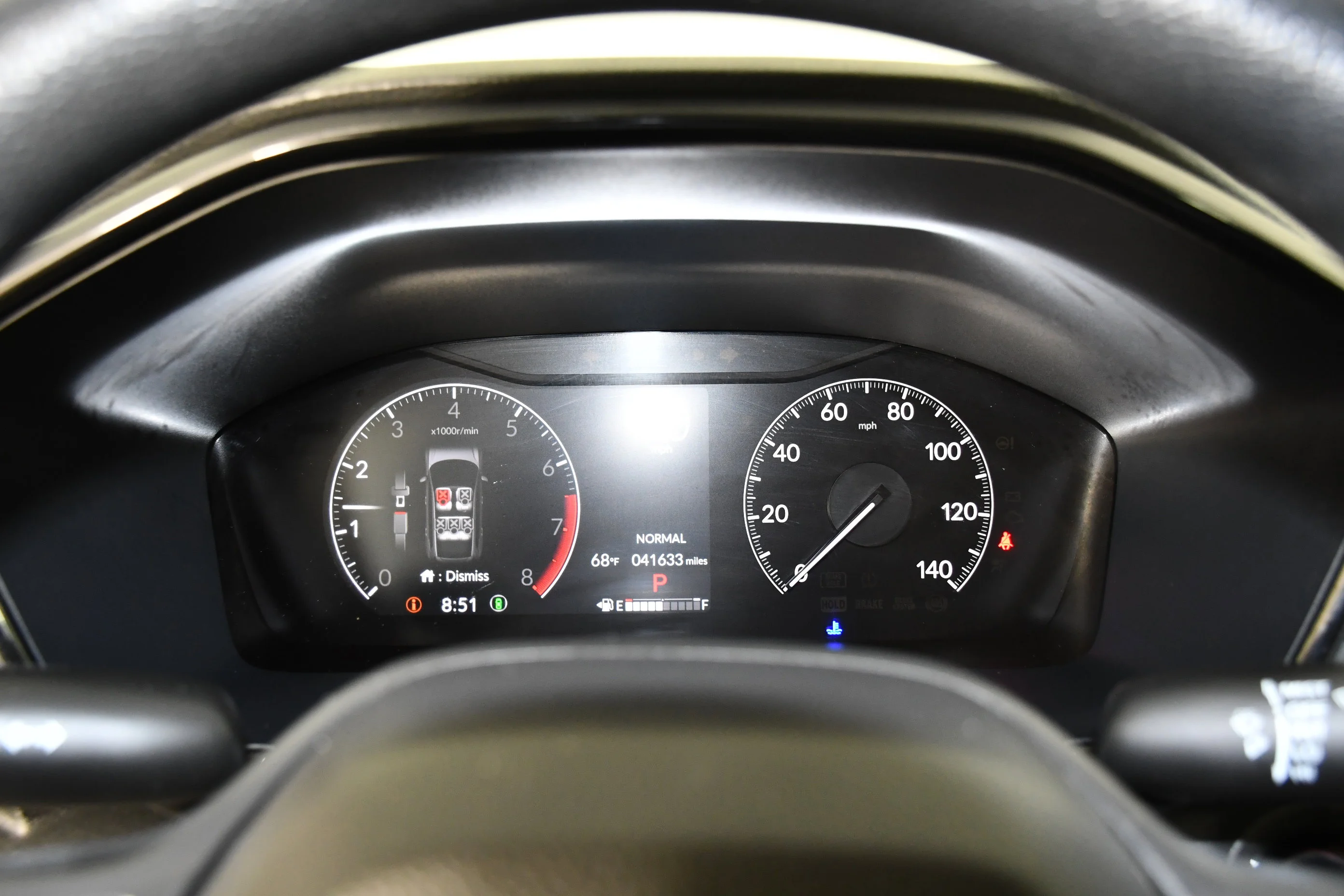 Used 2025 Solar Silver Metallic Honda LX image 18