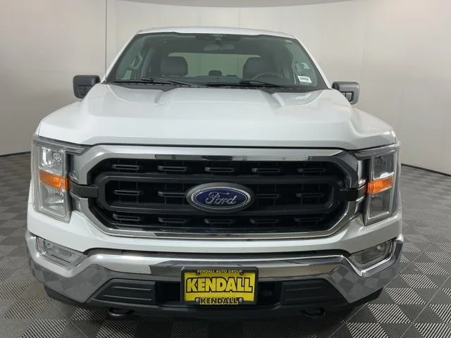 Used 2021 White Ford XLT image 2