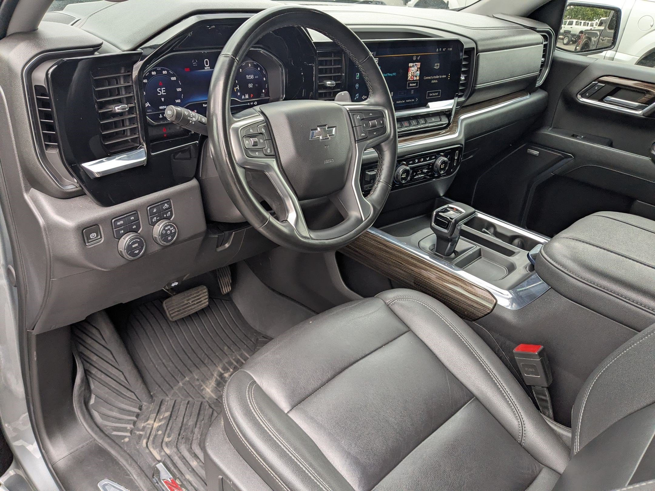 Used 2024 Sterling Gray Metallic Chevrolet LT Trail Boss image 15