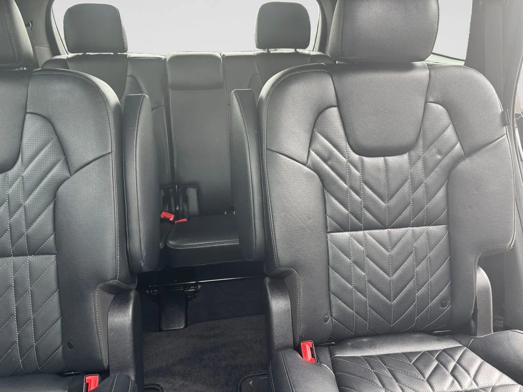 Used 2024 Black Kia EX X-Line image 27