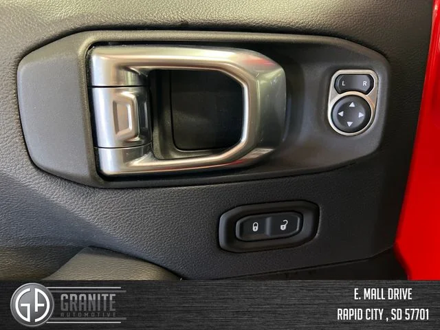 Used 2023 Red Jeep Sahara image 12