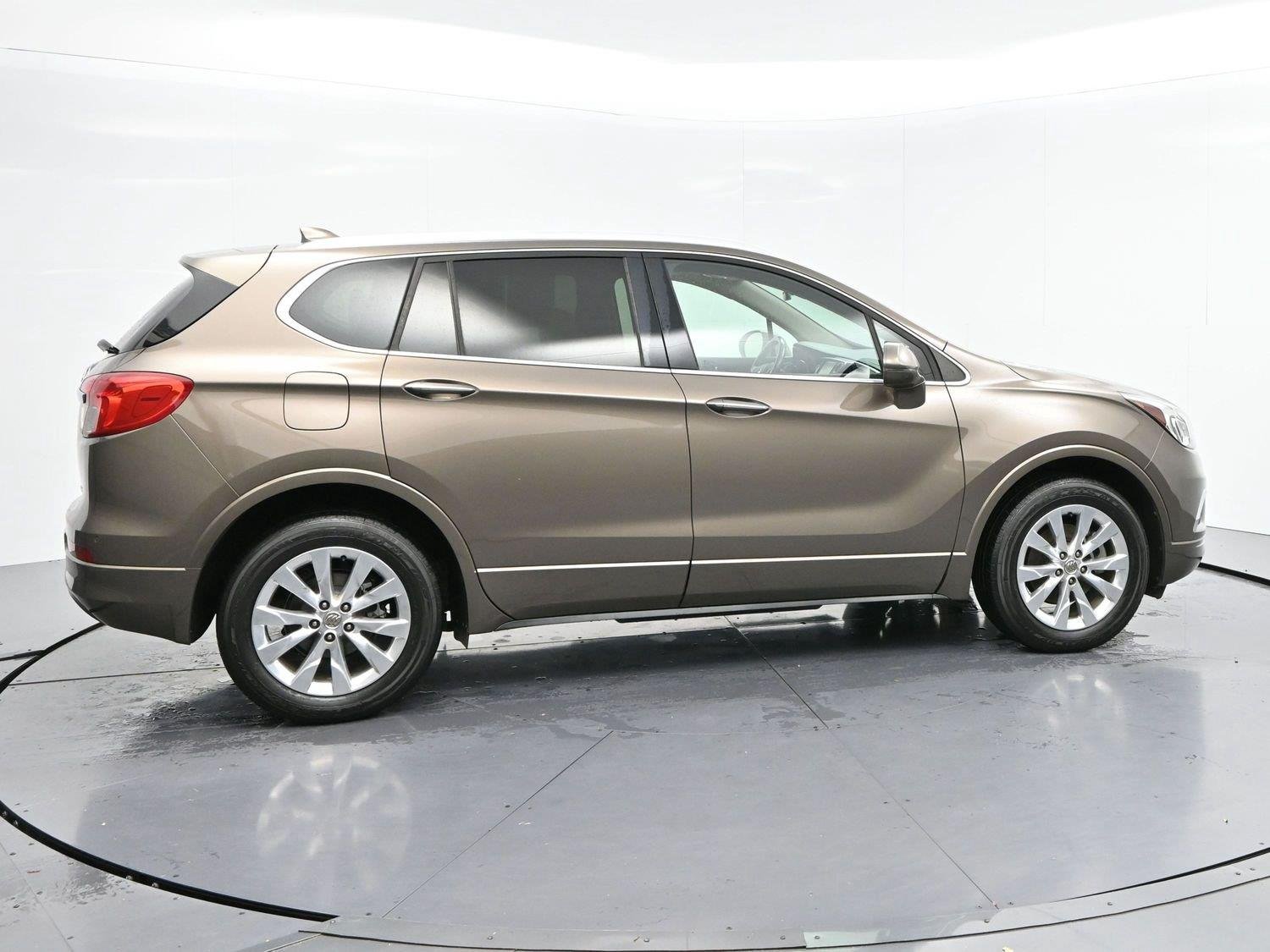 Used 2017 BRONZE ALLOY METALLIC Buick Essence image 8