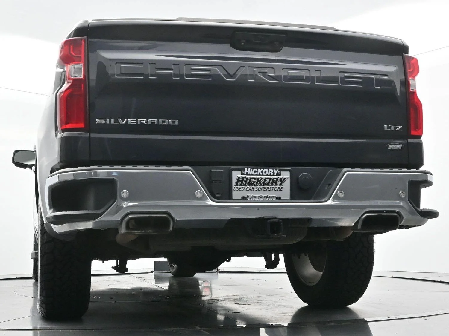 Used 2022 Dark Ash Metallic Chevrolet LTZ image 46