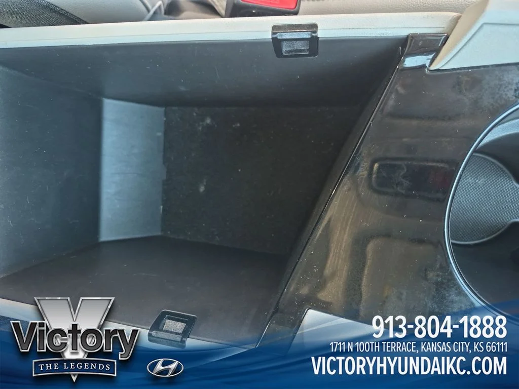 Used 2024 White Hyundai Limited image 26