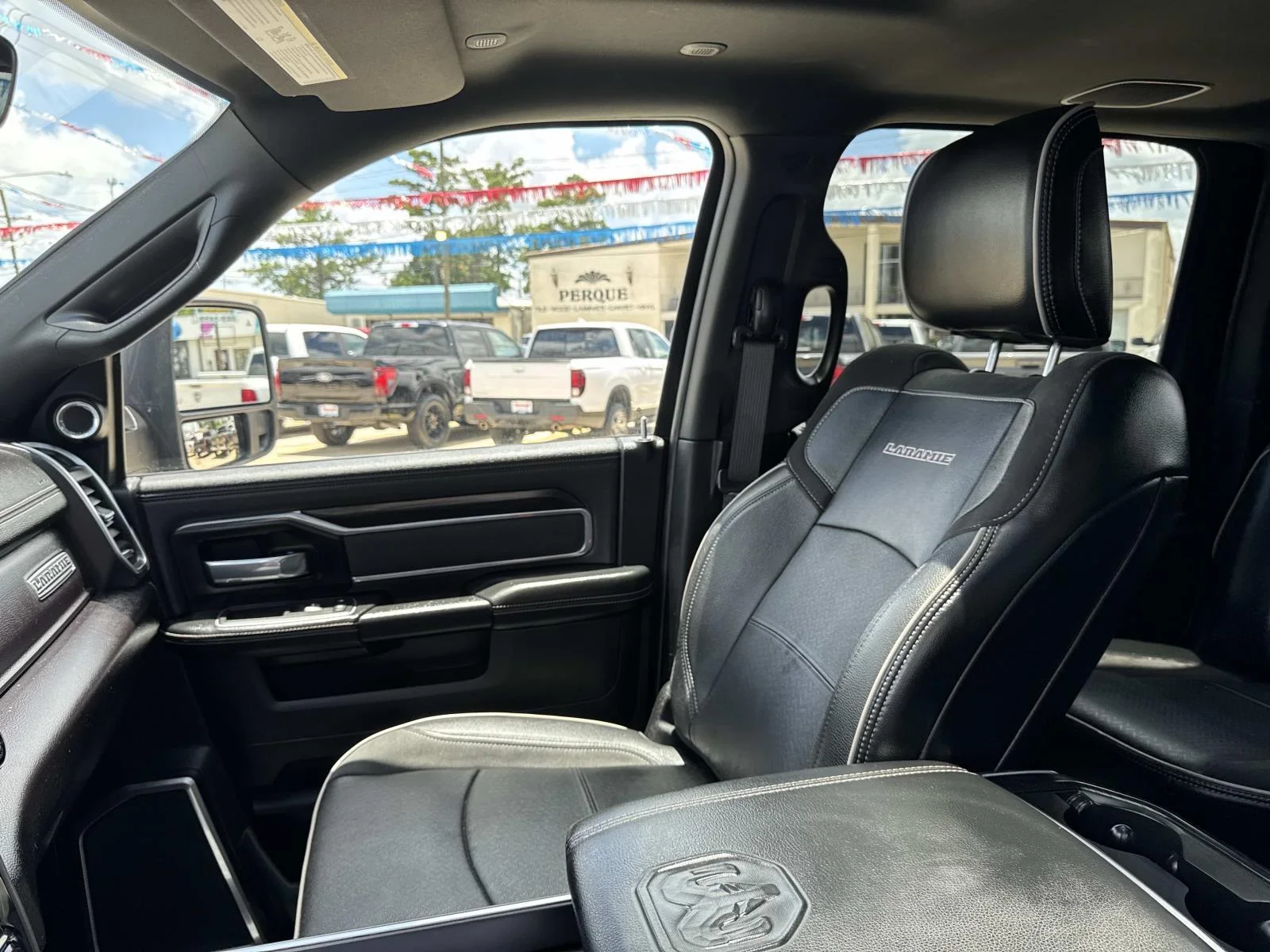 Used 2024 Diamond Black Crystal Pearlcoat Ram Laramie image 15