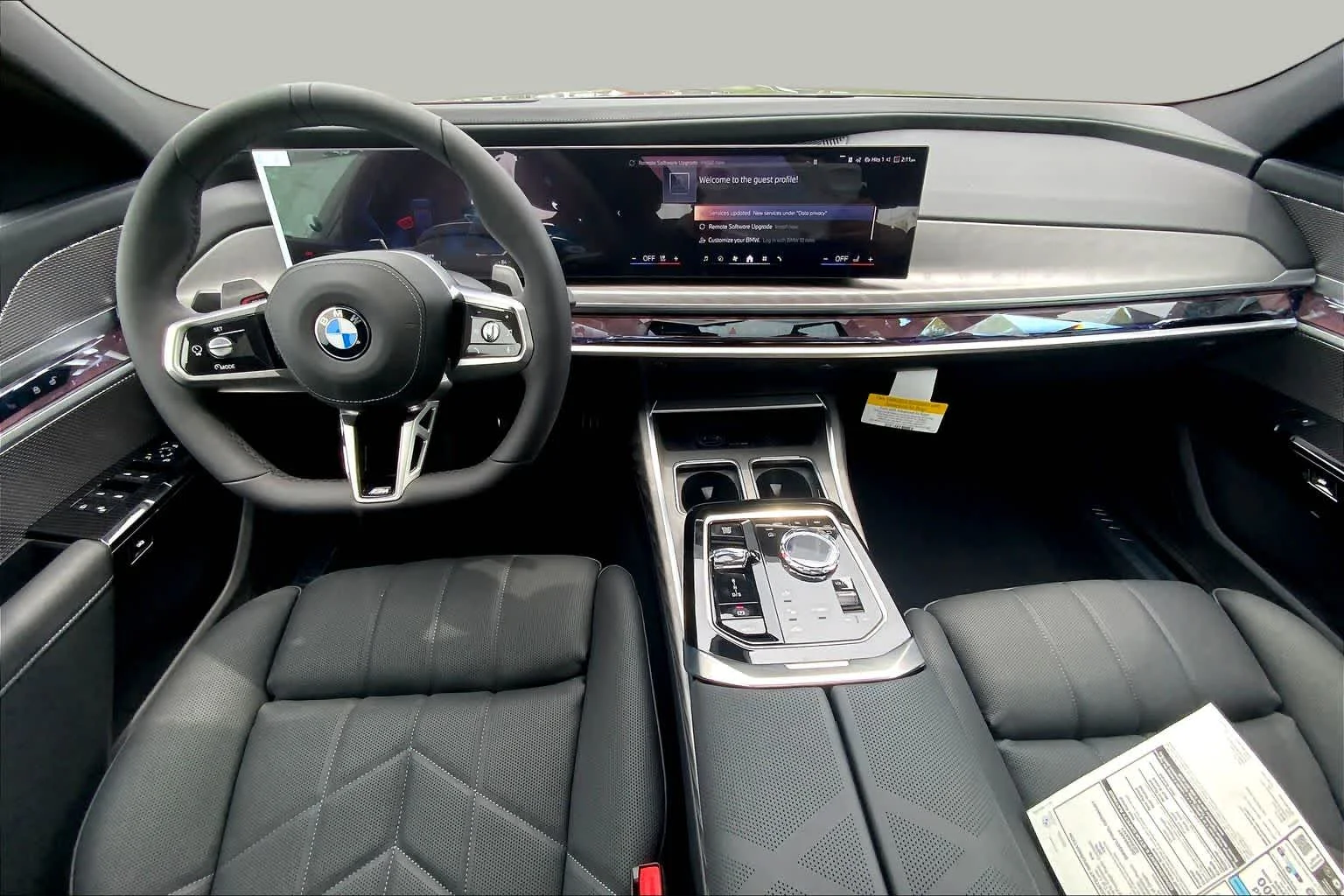 2025 BMW 7 Series 760i - Photo 5
