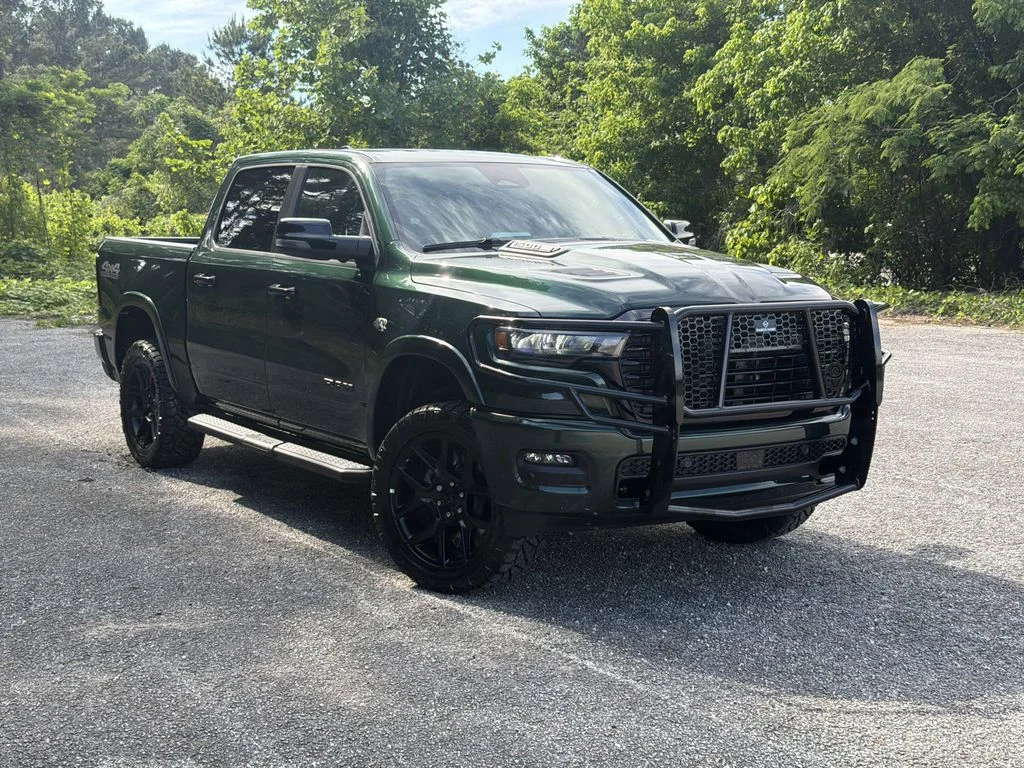New 2026 Serrano-Green Metallic Exterior Paint RAM Laramie image 45