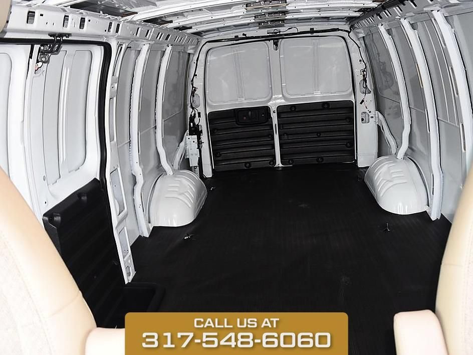 2026 Chevrolet Express Cargo Work Van - Photo 34
