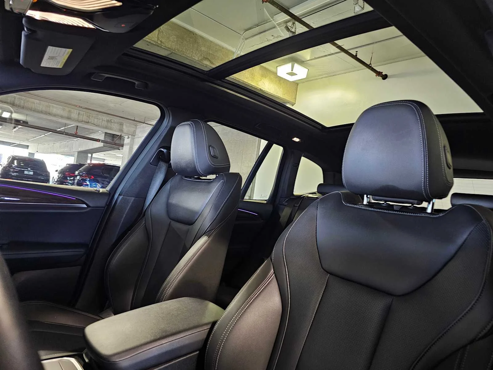 Used 2022 Dark Graphite Metallic BMW xDrive30i image 36
