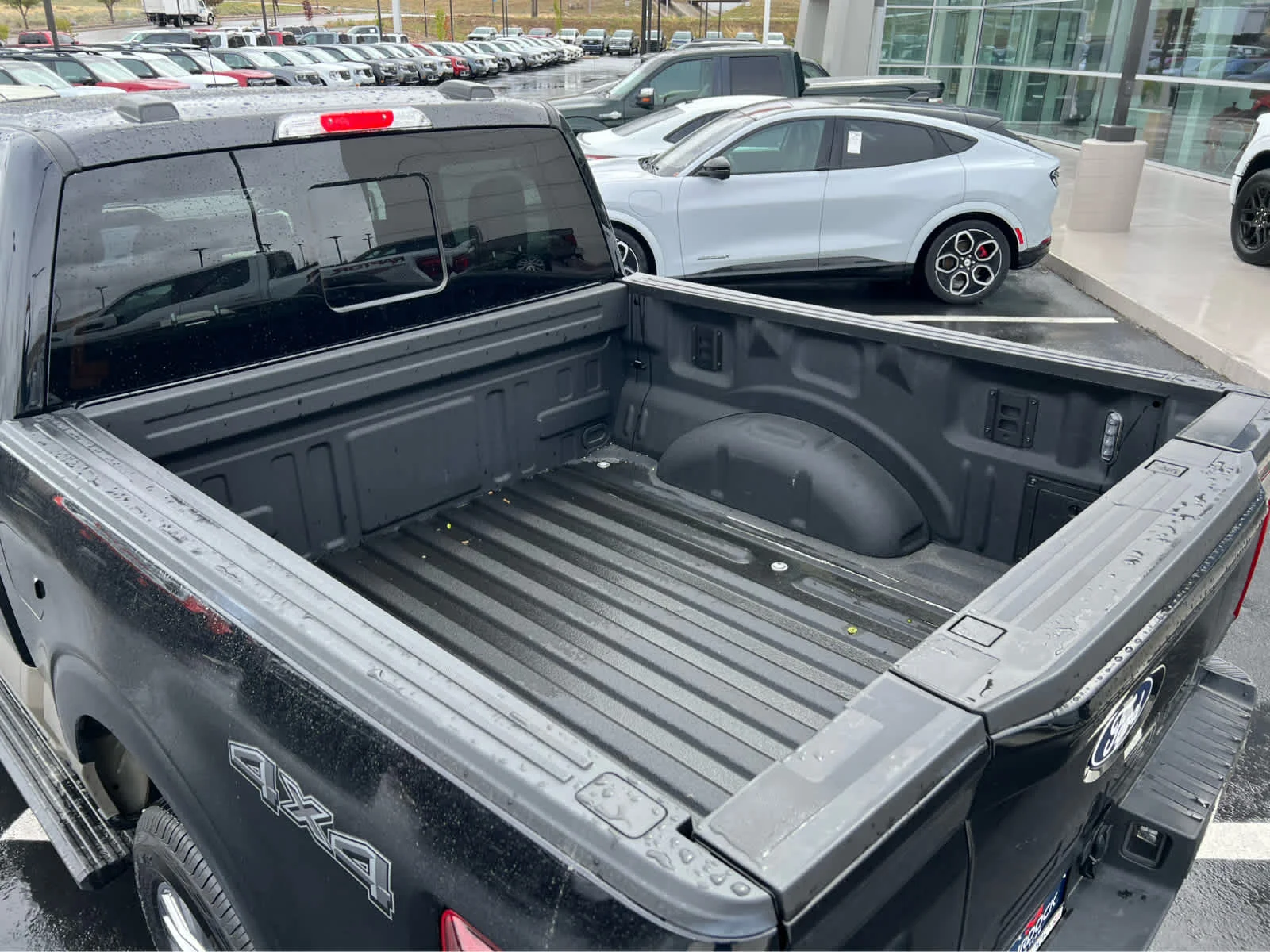 Certified Used 2025 Agate Black Ford King Ranch image 28