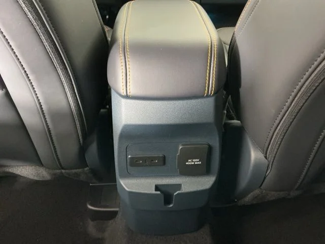 New 2026 Oxford White Ford Tremor image 28