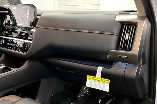 New 2025 Everest White Pearl Tricoat Nissan Platinum image 34