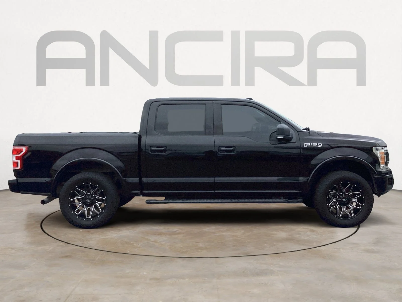 Certified Used 2019 Black Metallic Ford XLT image 13