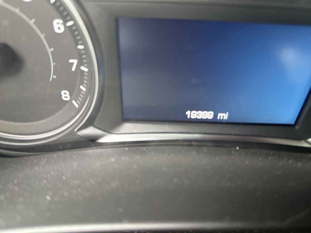 Used 2023 Summit White Chevrolet RS image 8
