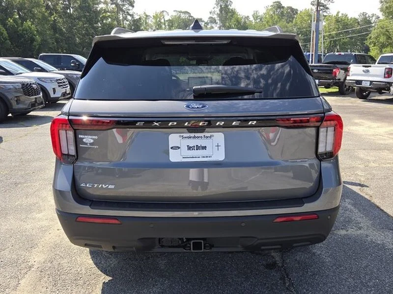 New 2026 Carbonized Gray Metallic Ford Active image 12