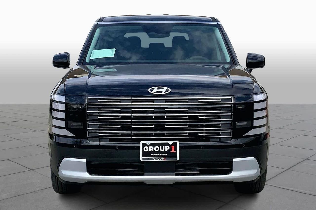 New 2026 Abyss Black Pearl Hyundai SE FWD image 3